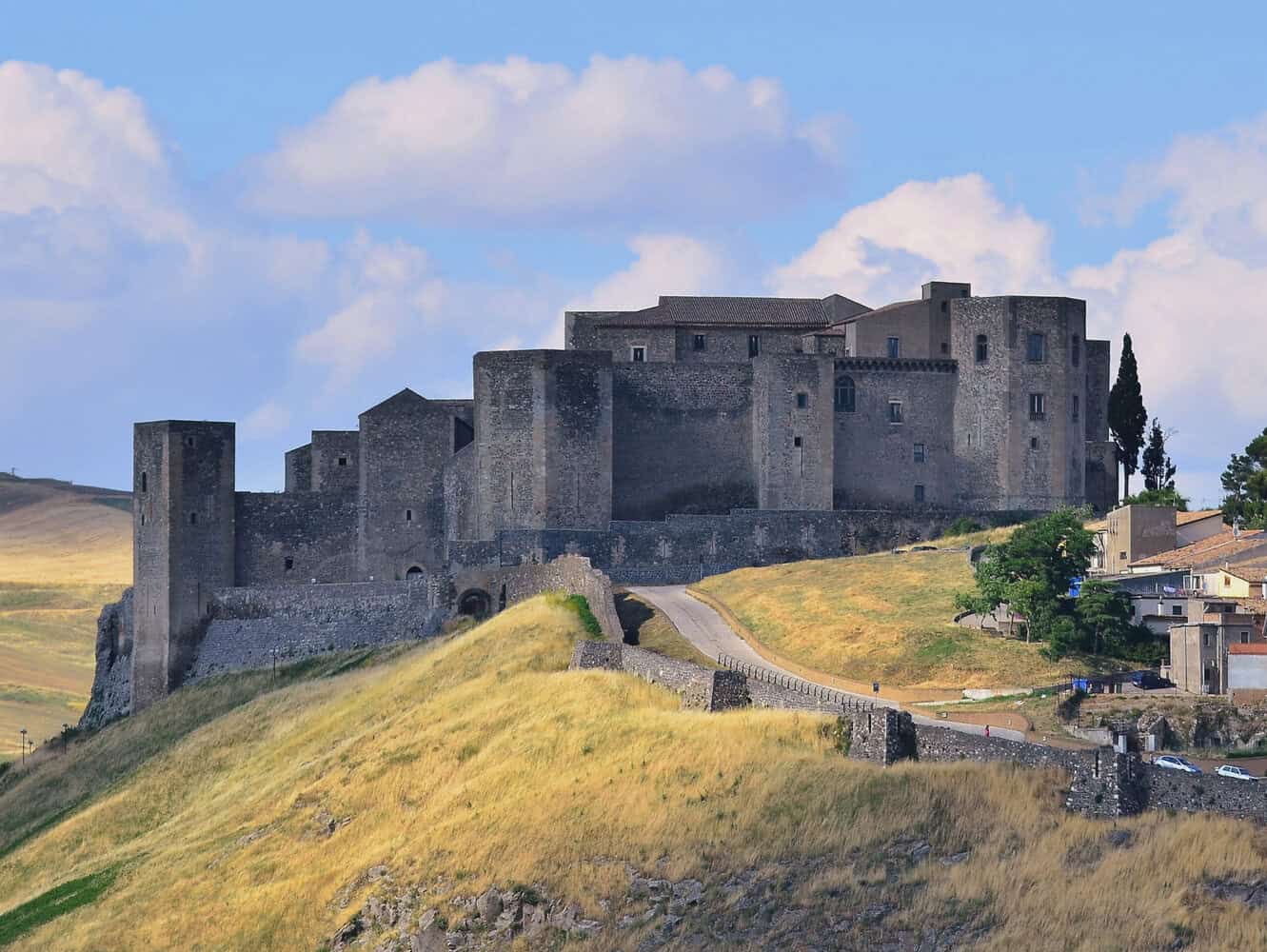 2 Il castello di Melfi