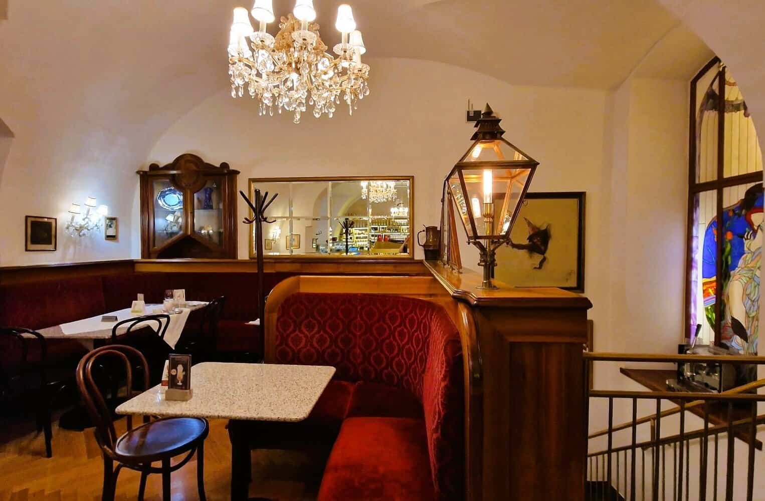 Cafe-Frauenhuber interno